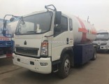 Sinotruk HOWO 5000liters 10000liters 2.5tons 5tons LPG Bobtail Tank Truck for Sale