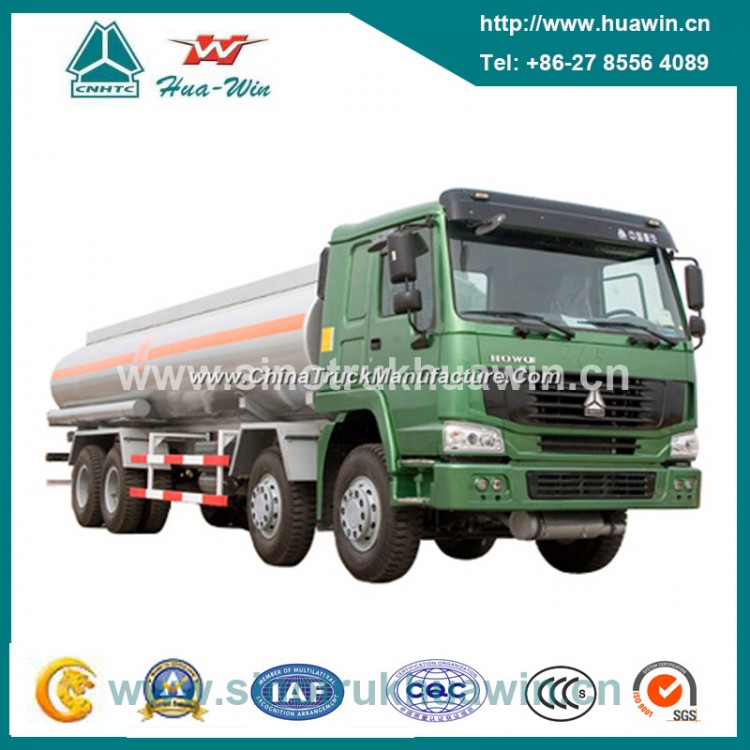 Sinotruk HOWO 8X4 Oil Tank Truck 25~30 Cbm