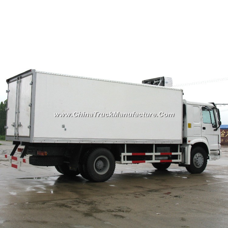 Chinese Famous Brand Sinotruck HOWO 4X2 Small Van Cargo Truck Box Truck Mini Van
