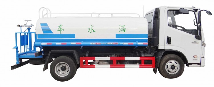 Yuejin 125 HP 4000L 4X2 Water Sprinkler Truck
