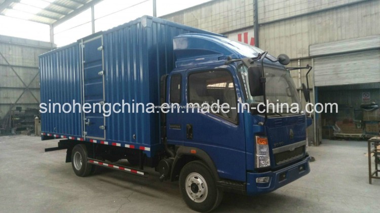 HOWO 7 Ton Box Cargo Truck / Lorry Truck