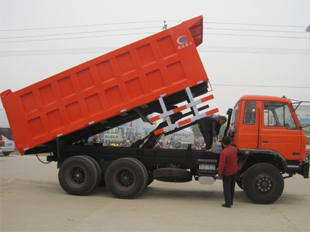 DONGFENG 6x4 Road Dump Truck