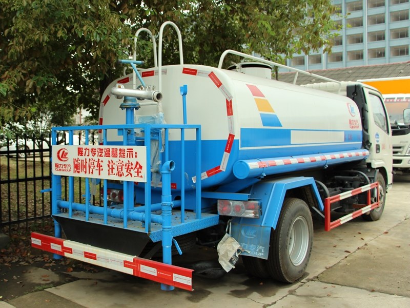 DongFeng 5cbm Water Tank Truck