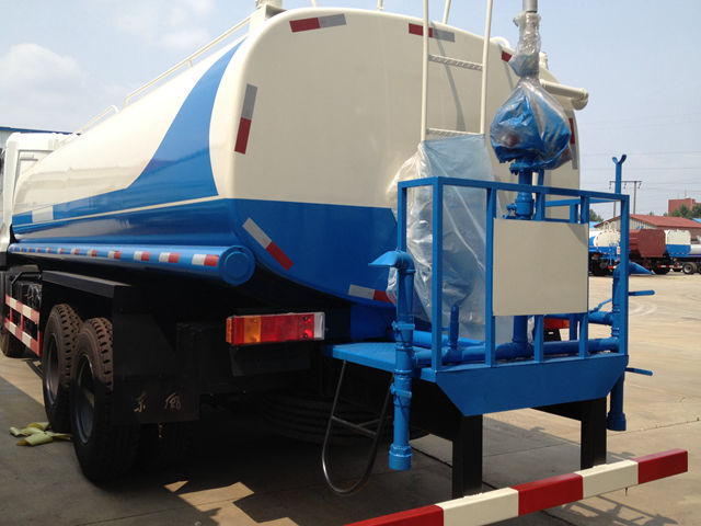 dongfeng 20m3 water tank truck
