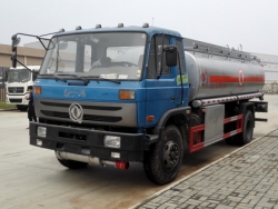Dongfeng 15000L Oil tanker truck