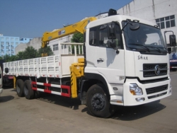 DONGFENG 6*4 8-10 ton truck mounted crane