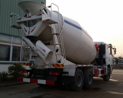 Shacman RHD 340hp 12 cubic meters concrete mixer truck