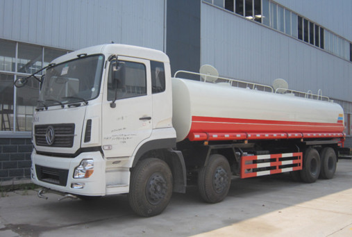Dongfeng Tianlong 8x4 30000L Water Tank Truck