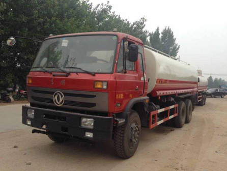 Dongfeng 20000 liter street water sprinkler truck