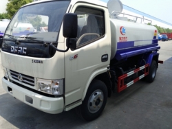 Dongfeng water spray vehicle
