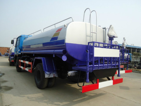 4x4 12cbm water truck