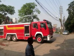 Sinotruck forest fire fighting truck
