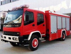 japan 4x2 280hp fire fighting truck