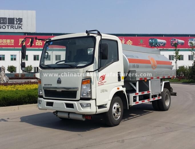 HOWO light truck 4x2 5000 liters capacity fuel tank truck