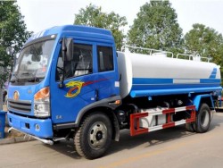 FAW 4X2 Watering Vehicle 12 Liter Capacity Water Transporting Tank Truck