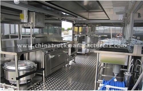 Special Customised Do<em></em>nGFENG Firefighting filed camping Mobile kitchen food truck