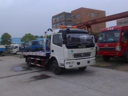 Dongfeng 6 ton Emergency Towing flatbed Truck