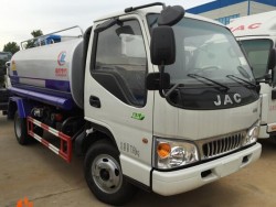 JAC 2 cubic 2 axes sprinkler truck