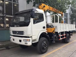 right hand drive RHD/LHD 4x4 truck crane mounted with 6.5 tons crane