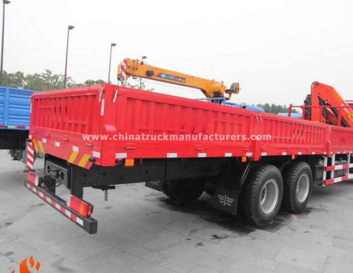 FAW 6X4 truck mounted knuckle boom crane