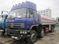 Dongfeng petroleum 8X4 30000L oil tank truck