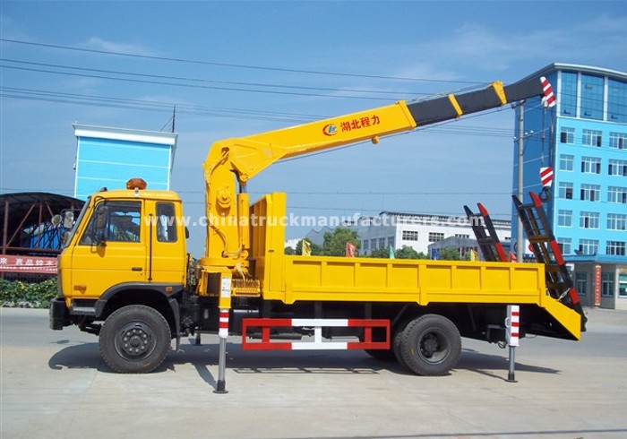 China 8 ton truck with crane