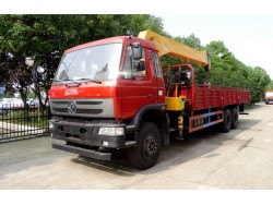 China 12 ton truck with crane