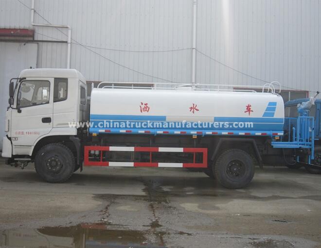 China DONGFENG 3000 gallon water tanker trucks
