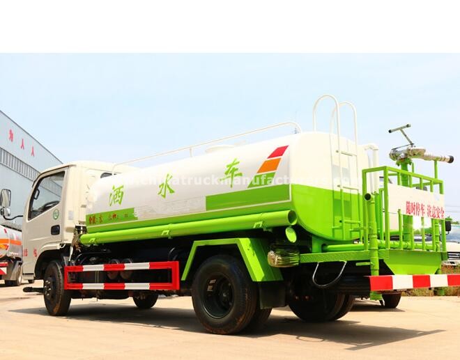 DONGFENG 4x2 1300 gallon water trucks