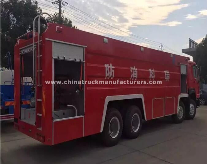 China 8x4 5000 Liters Rescue foam fire truck