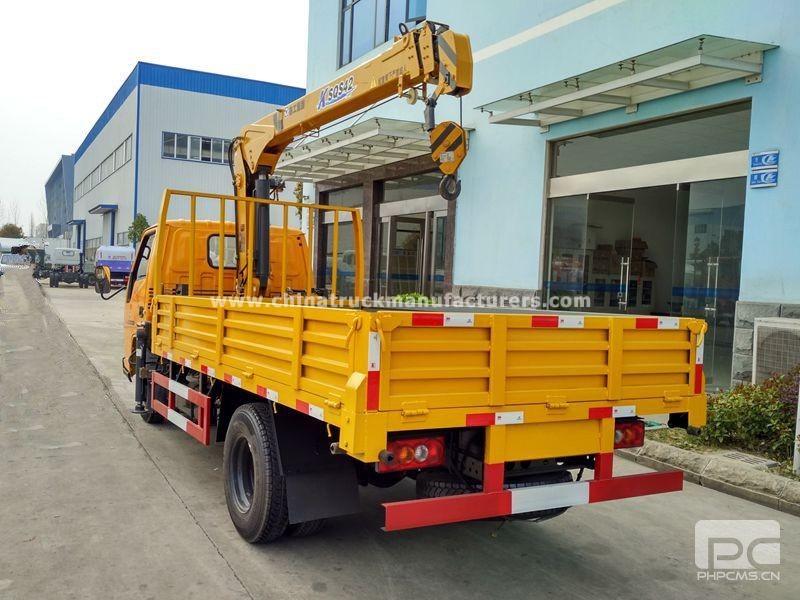 JMC 4x2 2 ton truck with crane