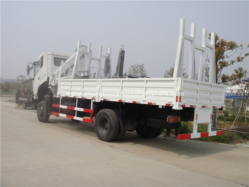 dongfeng 4x4 6 ton folding arm truck with crane