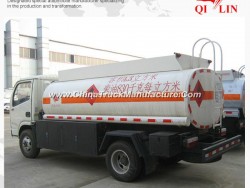 Overall Dimension 5995mm*2000mm*2500mm Refuel Oil Tanker Truck for Sale