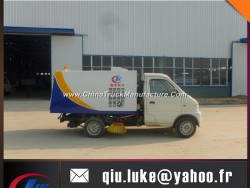 Small Vacuum Truck Mounted Road Sweeper