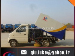 4X2 Small Road Cleaning Vehicle