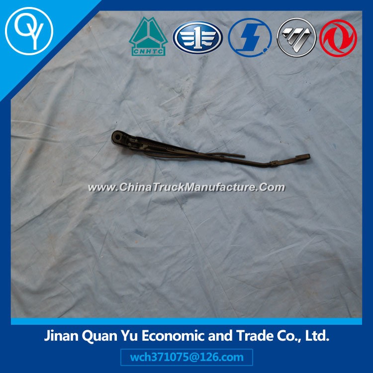 Right Place Wiper Arm for Sinotruck HOWO Part (WG1646741011)