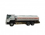 Sinotruck HOWO 25m3 Fuel Tank Truck Oil Tanker Truck Capacity